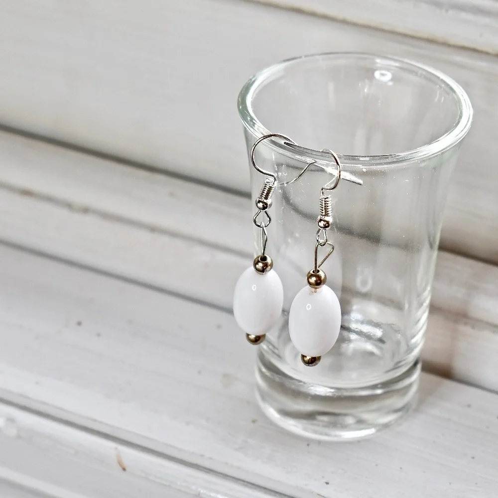 2/$15 White and Gold Beaded Earrings